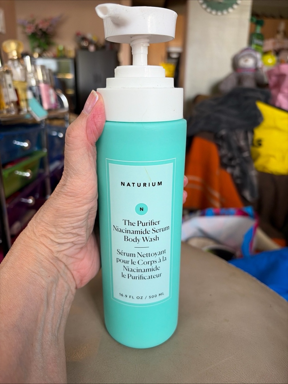 Naturium The Purifier Niacinamide Serum Body Wash — 500ml.  New!